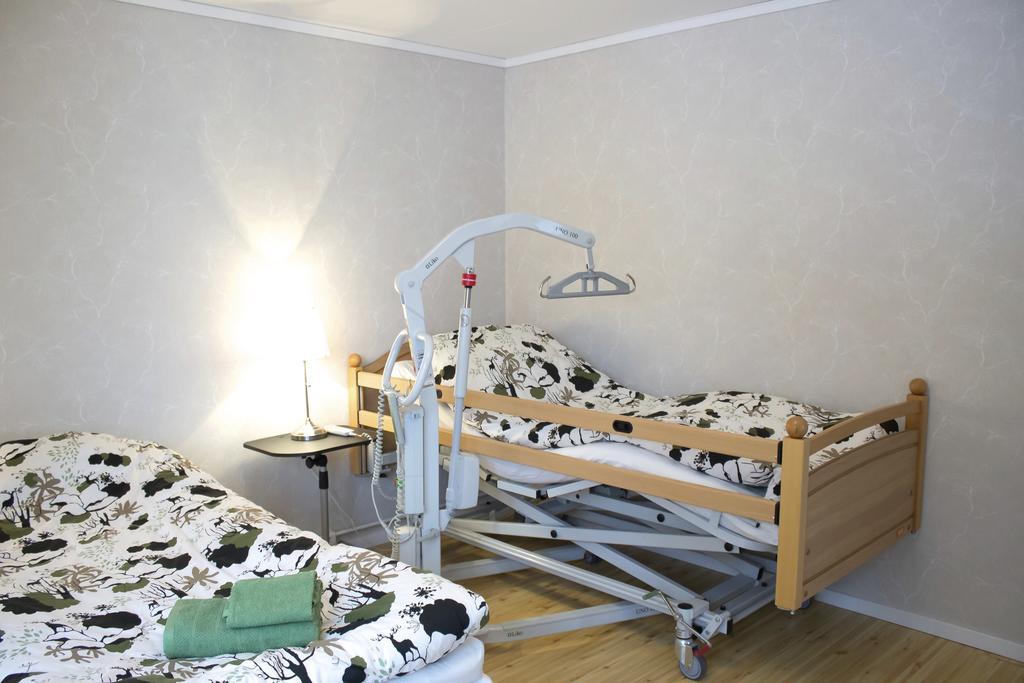 Mellangarden Hostel Vasterbykil Phòng bức ảnh