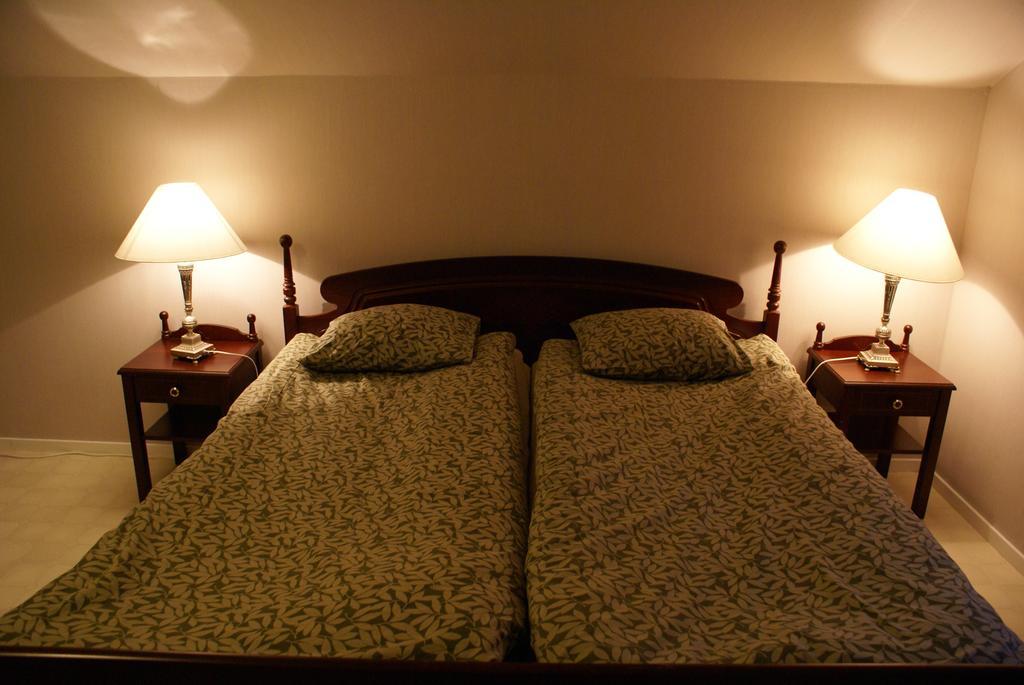 Mellangarden Hostel Vasterbykil Phòng bức ảnh
